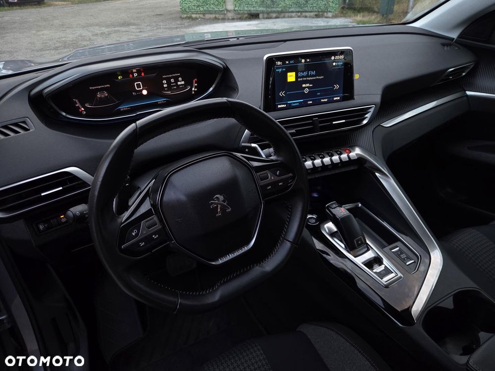 Peugeot 3008 1.2 PureTech GPF Allure S&S EAT8 - 6