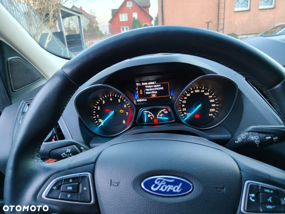 Ford Kuga - 10