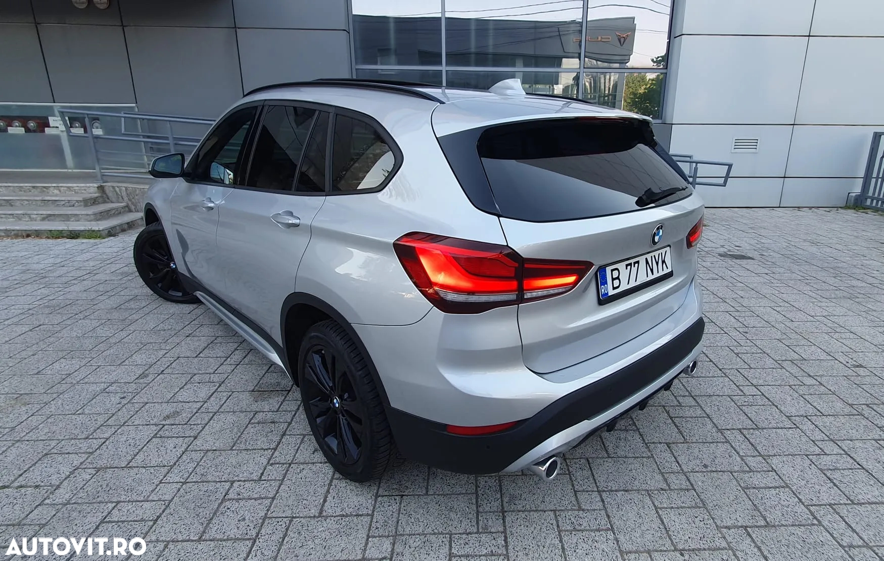 BMW X1 sDrive18d Aut. Sport Line - 4