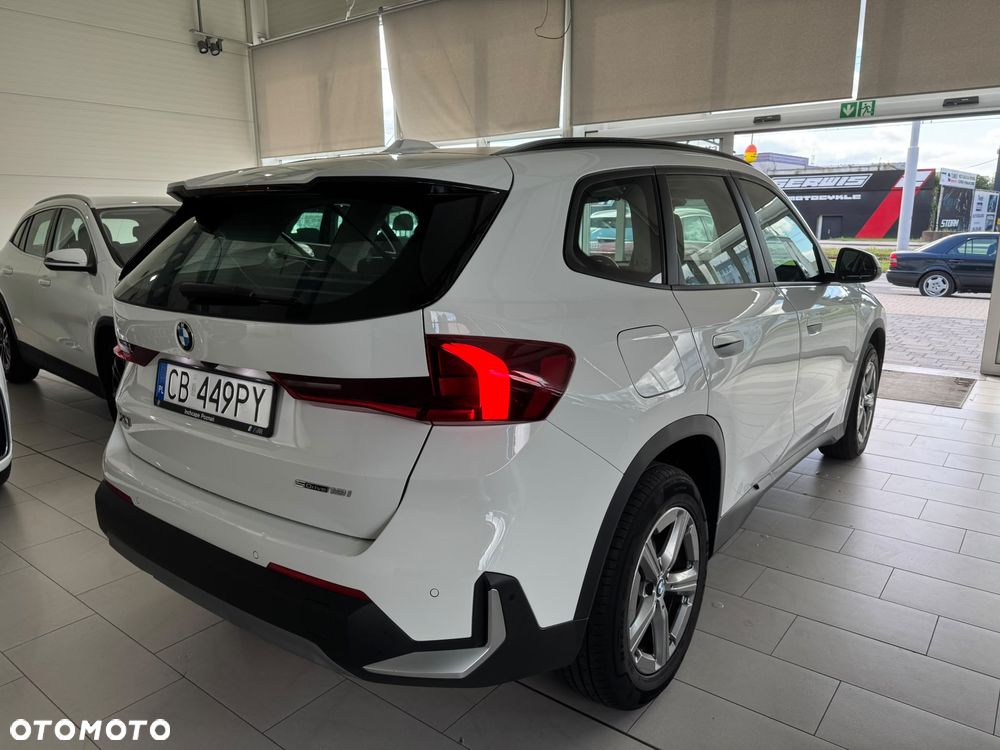 BMW X1 sDrive18i Business Edition - 4