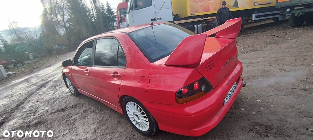 Mitsubishi Lancer - 10