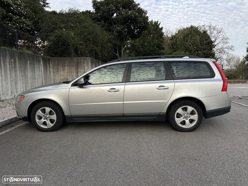 Volvo V70 2.4 D5 Summum Geartronic - 11
