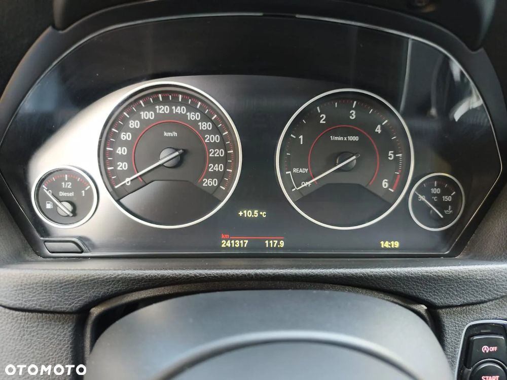 BMW Seria 3 320d Touring Edition M Sport Shadow - 23