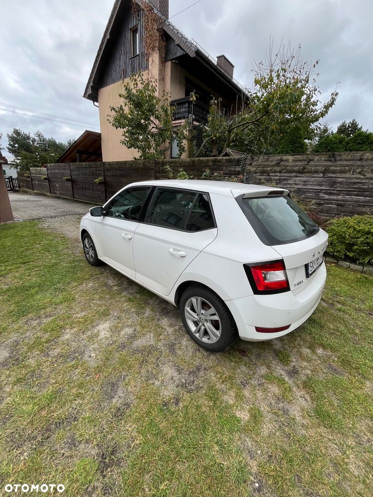 Skoda Fabia - 3