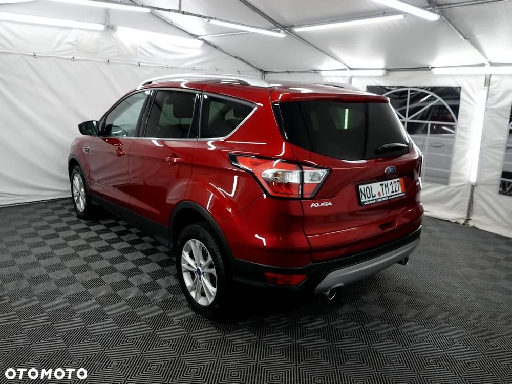 Ford Kuga 2.0 TDCi AWD Titanium - 4