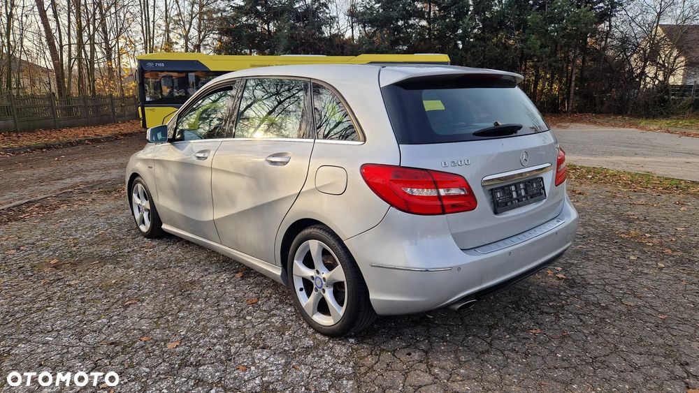 Mercedes-Benz Klasa B 200 CDI (BlueEFFICIENCY) - 6