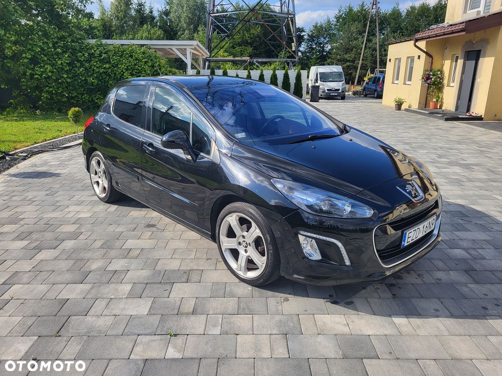 Peugeot 308 - 1
