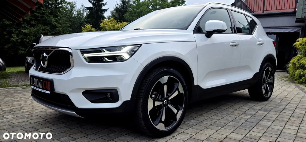 Volvo XC 40 T3 Momentum Pro - 3