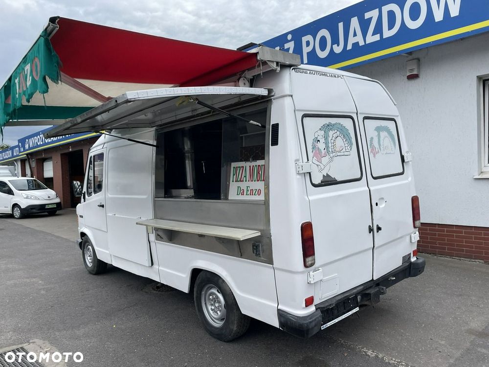 Mercedes-Benz Autosklep Sklep Gastronomiczny Food Truck Foodtruck pizza wyposażona - 11