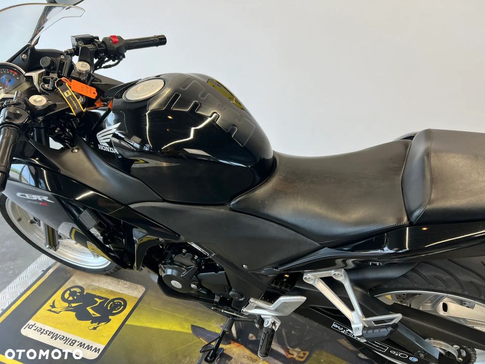Honda CBR - 17