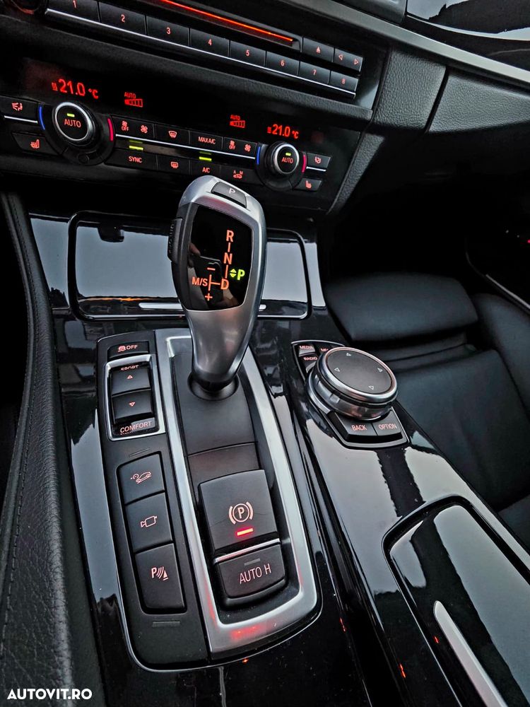 BMW Seria 5 520d xDrive AT - 19
