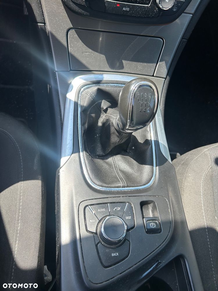 Opel Insignia - 9