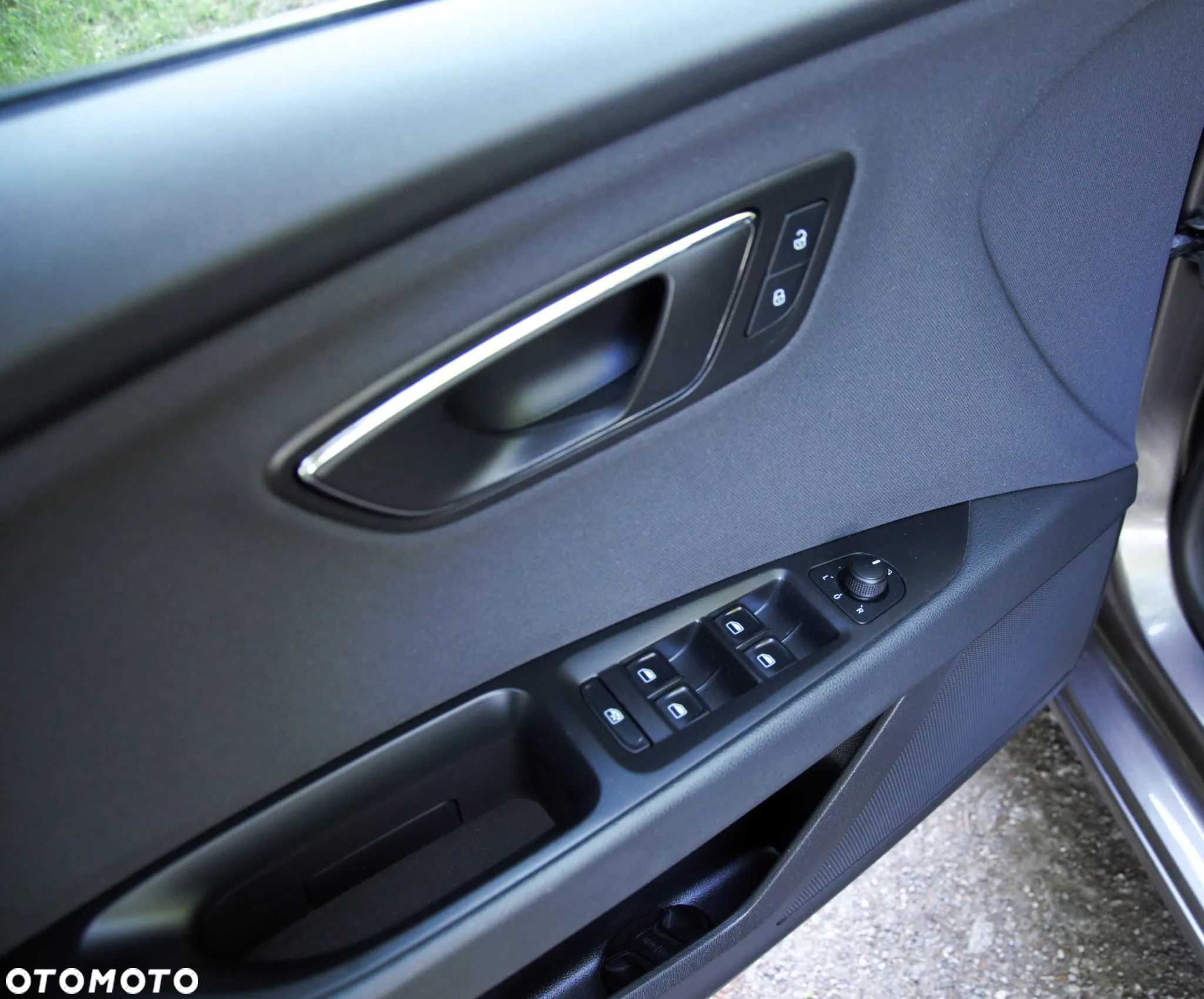 Seat Leon 1.6 TDI DPF Ecomotive Reference - 4