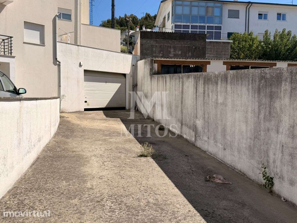 Armazém com 193 m² para venda em Darque - Viana do Castelo - Grande imagem: 3/10