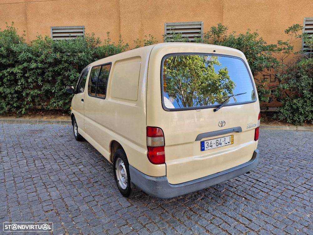 Toyota HiAce 2.4 D LXH12LB - 3