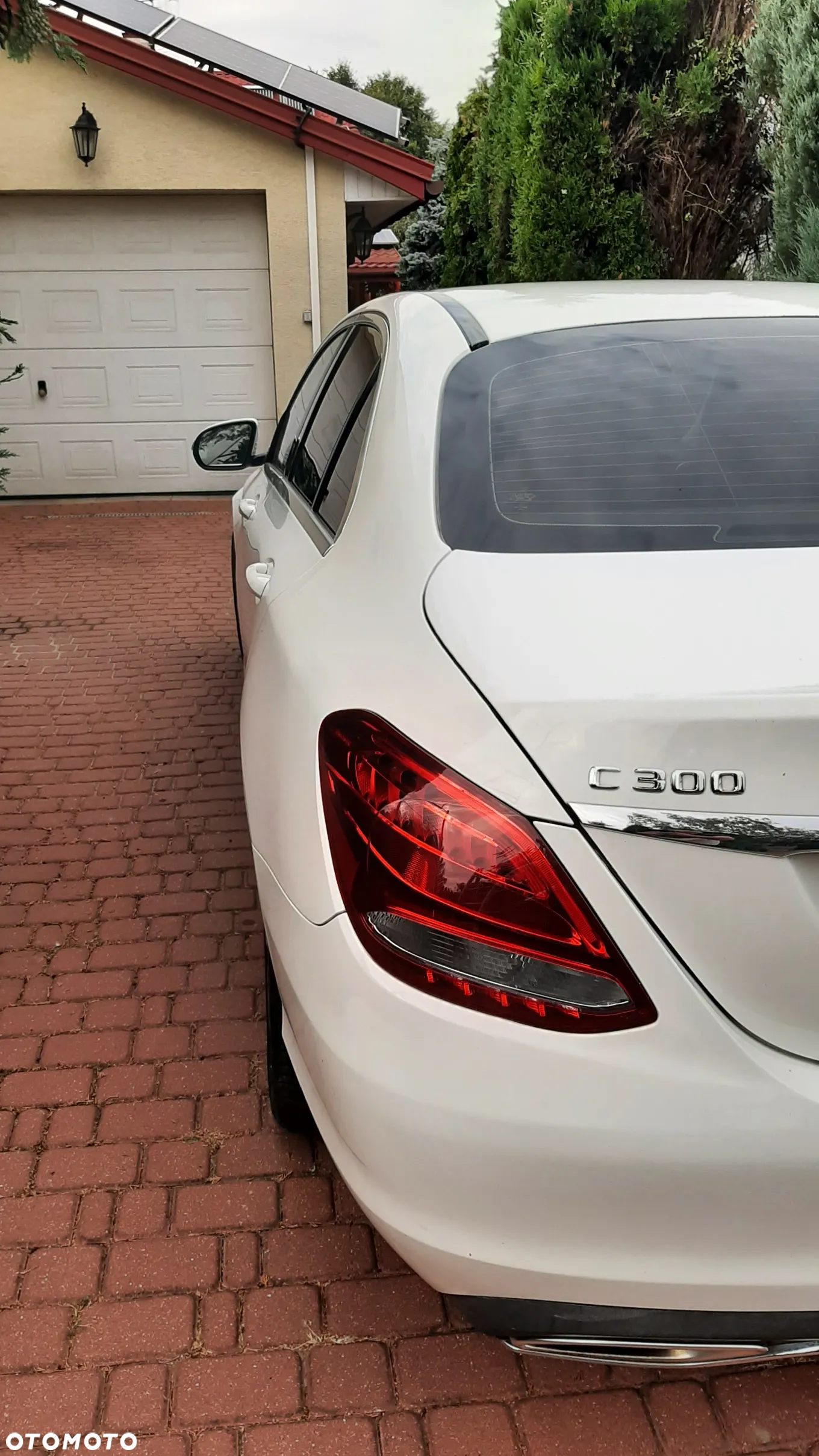 Mercedes-Benz Klasa C 300 7G-TRONIC - 4