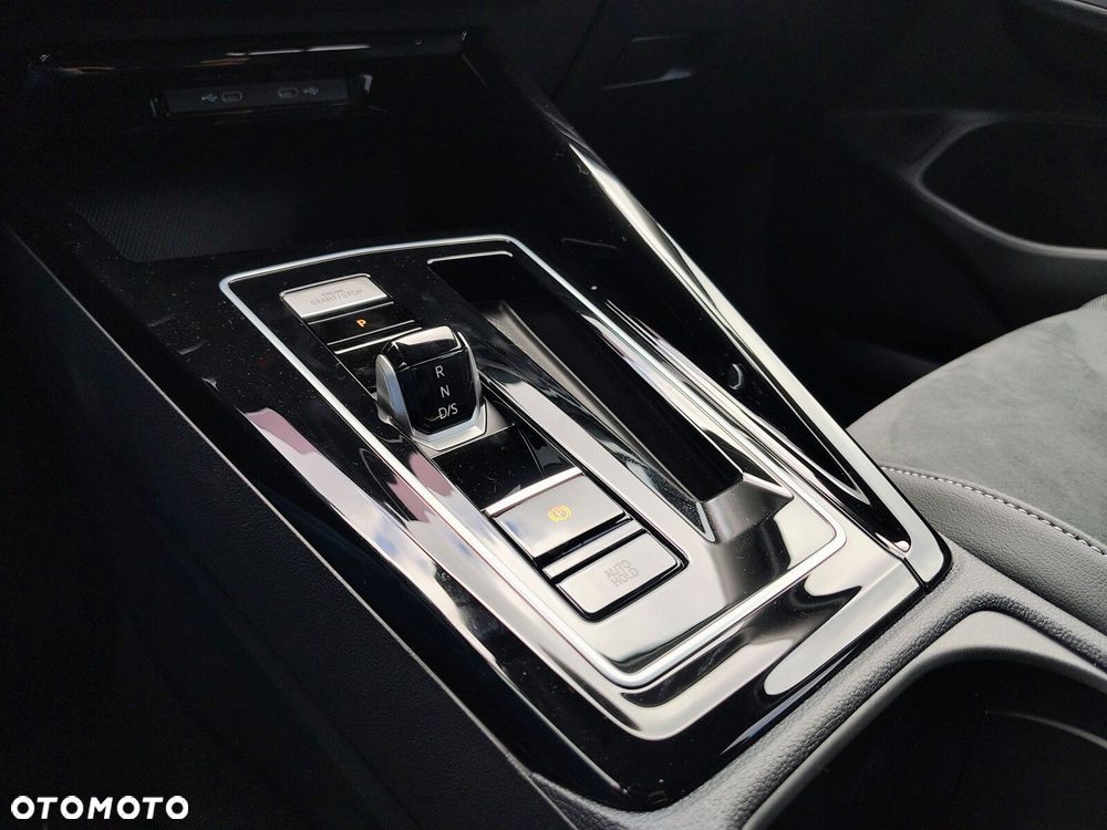 Volkswagen Golf Variant - 19