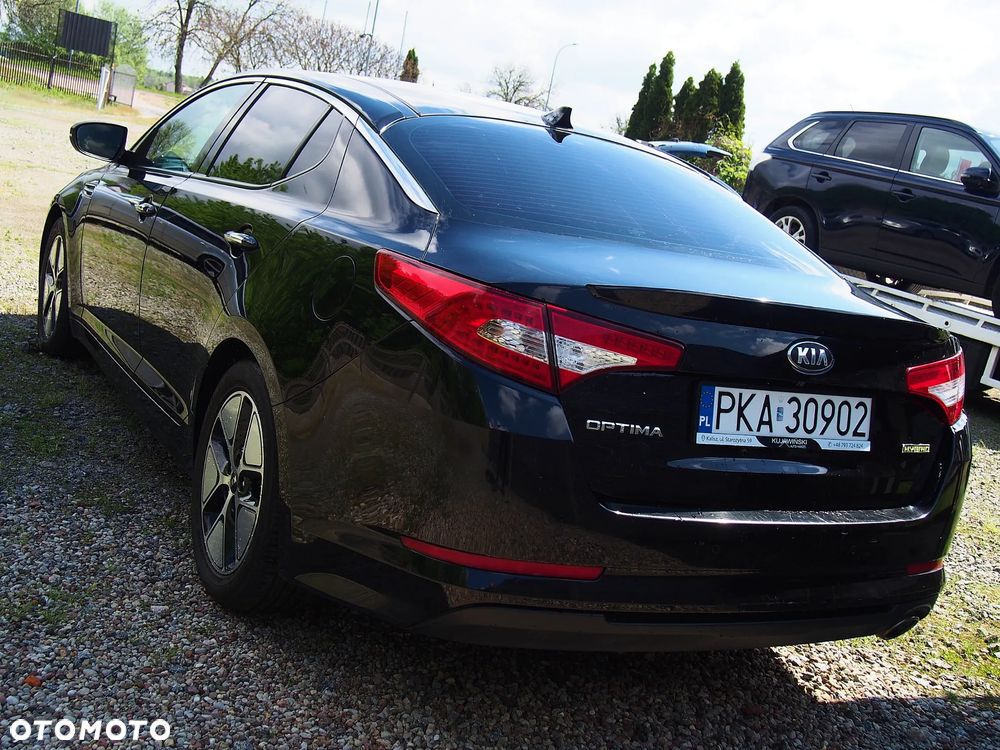 Kia Optima - 16