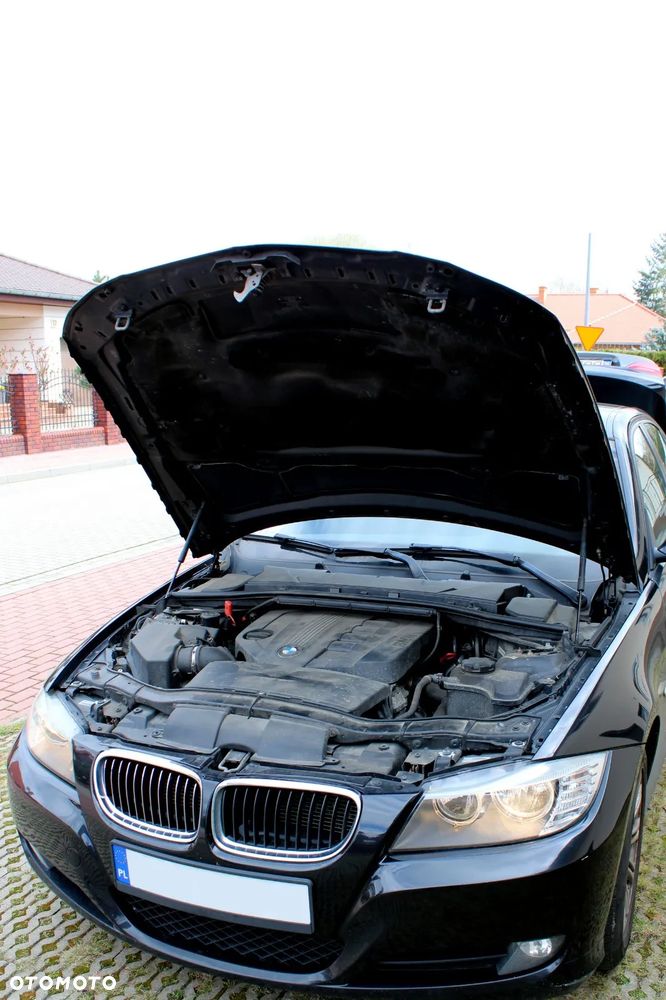 BMW Seria 3 318d - 8