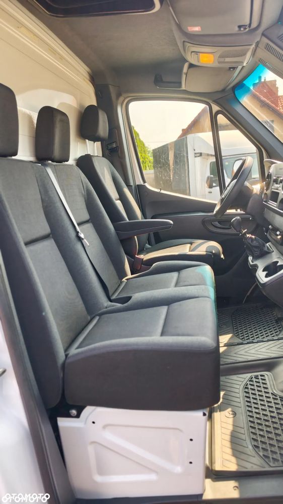 Mercedes-Benz SPRINTER 12EP DRZWI TYŁ 5,5M BLIZNIAK WYS. RAMPOWA SALON PL BEZWYPADKOWY FV23% ZADBANY SERWIS ASO 317 517 DO 3,5T DMC - 18