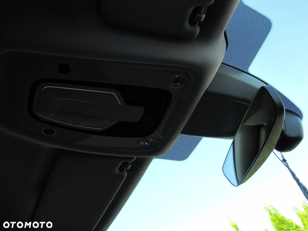 Audi A4 Avant 2.0 TDI Sport - 33