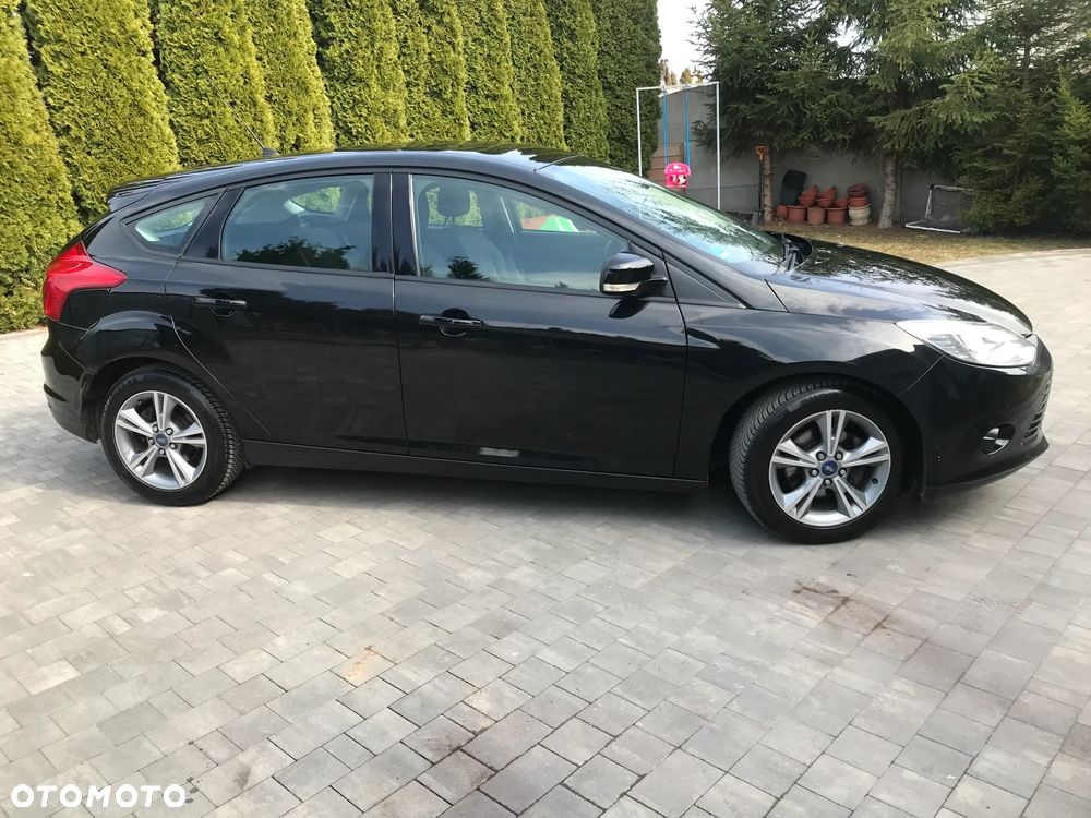 Ford Focus 1.6 TDCi DPF SYNC Edition - 5