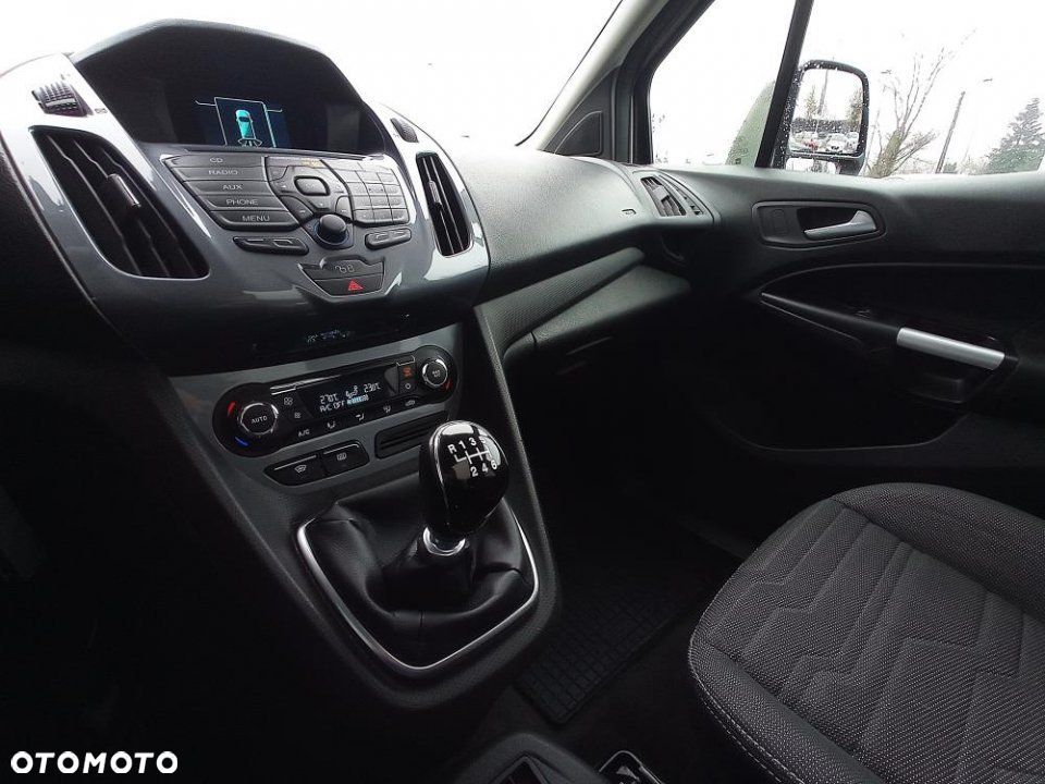 Ford Tourneo Connect - 29