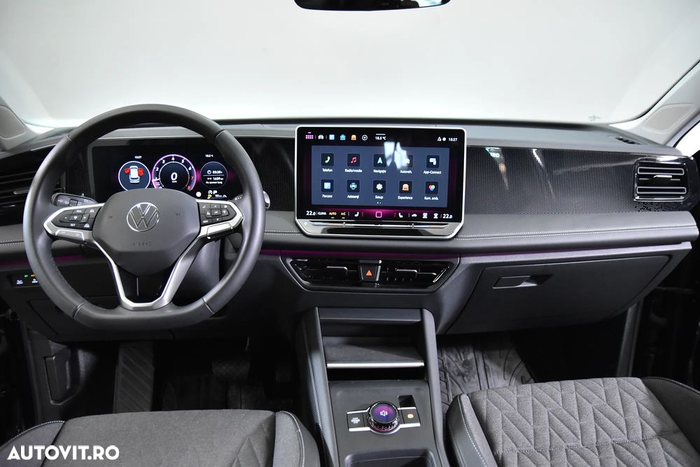 Volkswagen Tiguan - 9