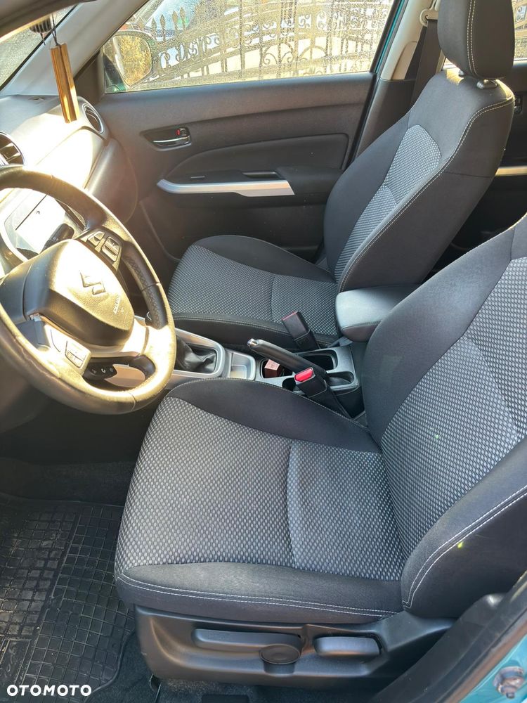 Suzuki Vitara 1.6 Comfort 2WD - 6