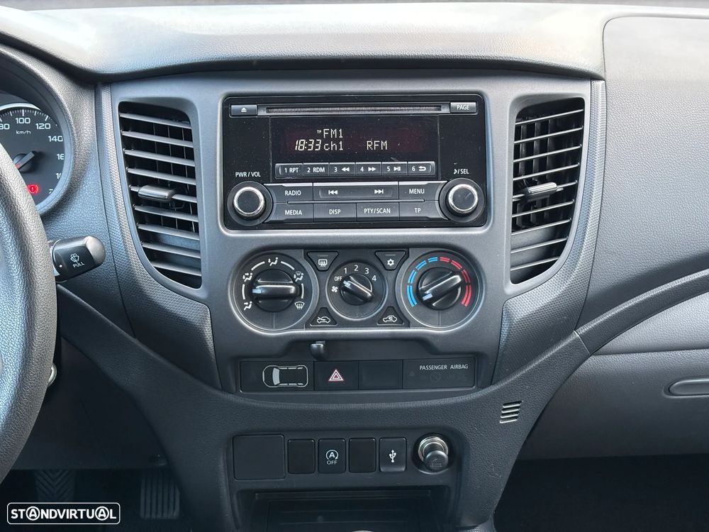 Mitsubishi L200 2.4 DI-D CD Invite 2WD - 22