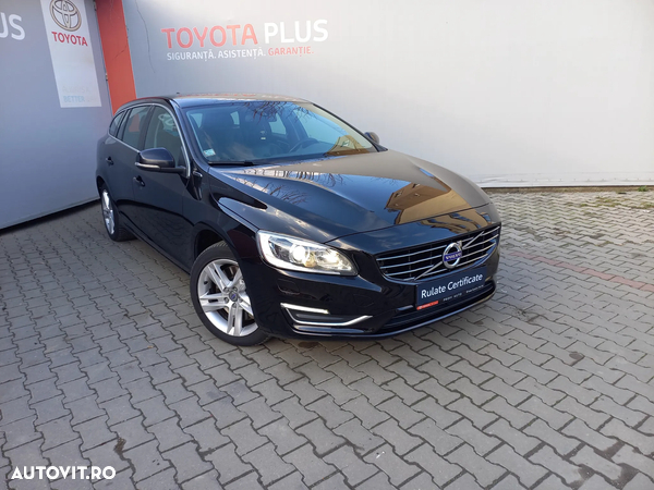 Volvo V60 D6 Plug-In-Hybrid AWD Geartronic Momentum