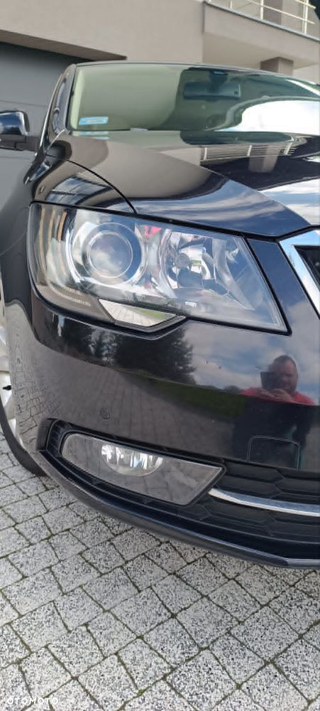 Skoda Superb 2.0 TDI Platinum DSG - 3