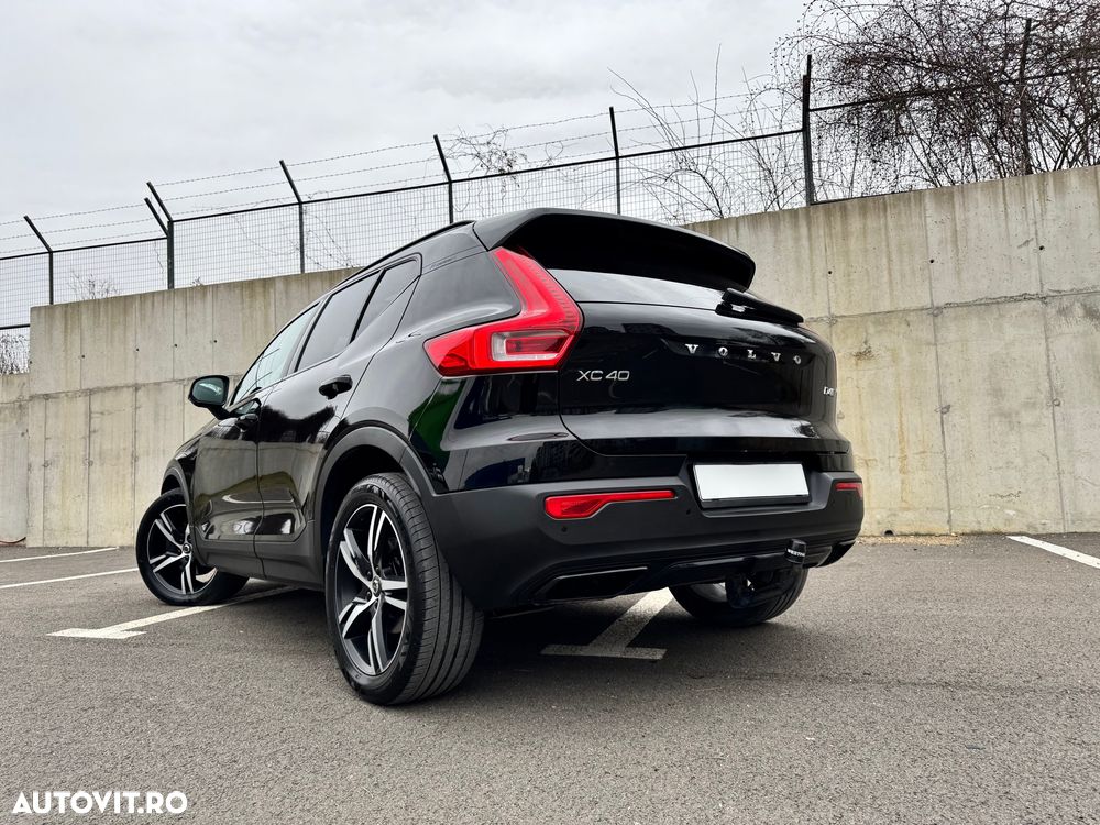 Volvo XC 40 D4 AWD Geartronic R-Design - 10