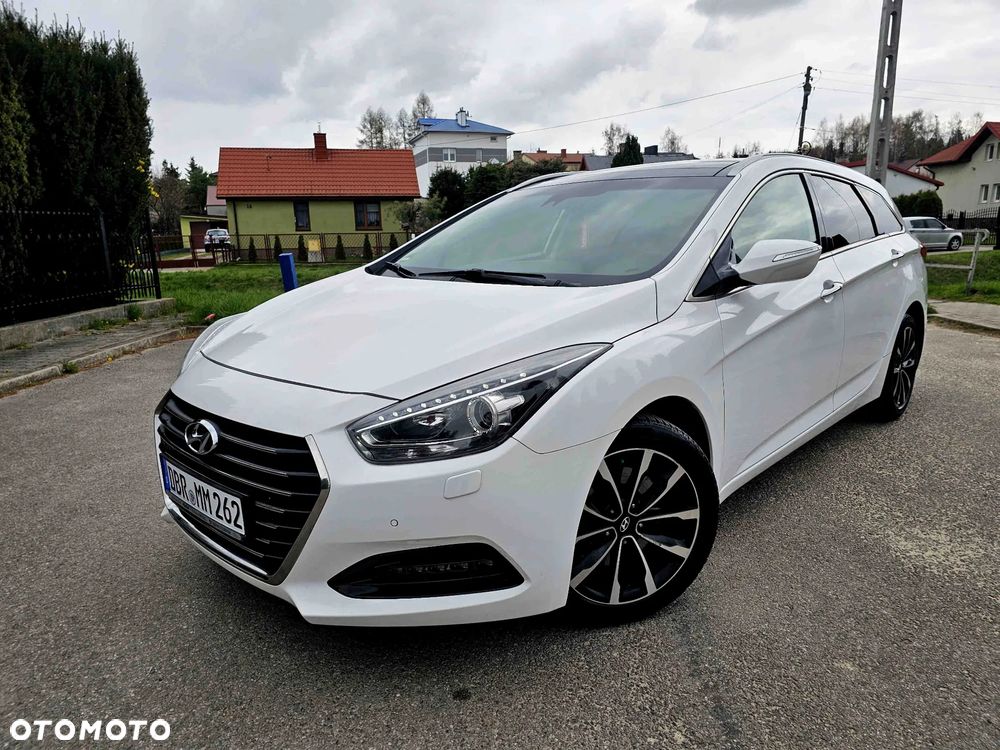 Hyundai i40 Kombi 1.7 CRDi Premium - 11