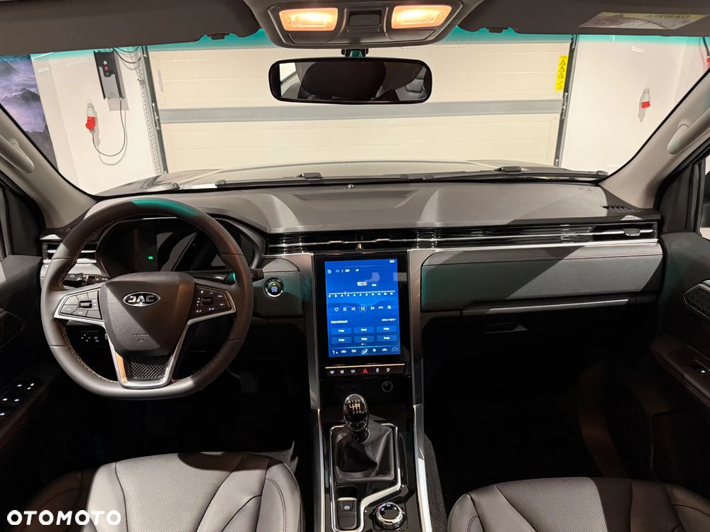 JAC T8 PRO Standard - 18