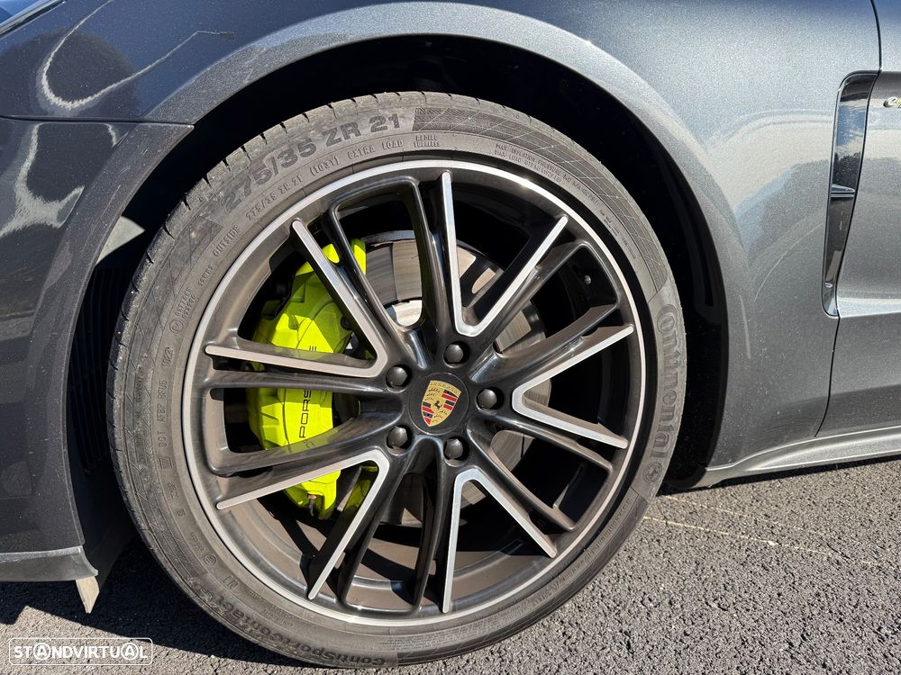 Porsche Panamera Sport Turismo 4 E-Hybrid - 20