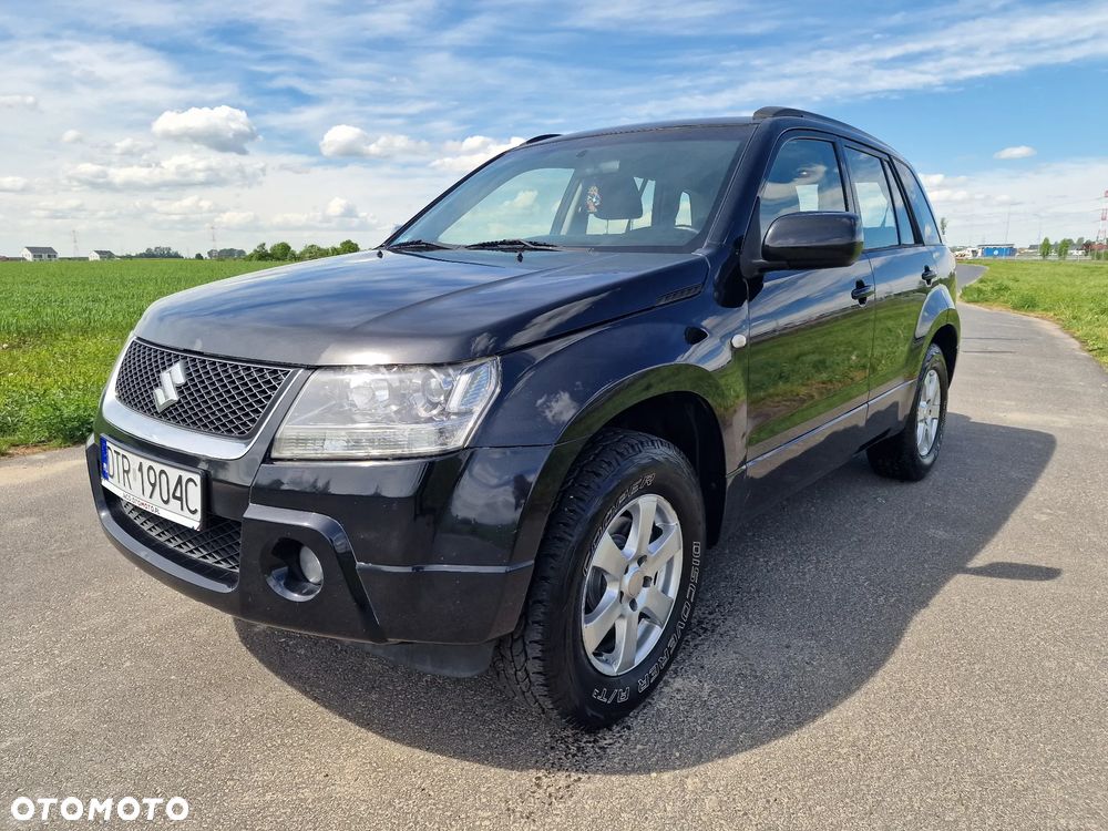 Suzuki Grand Vitara 2.0 - 14