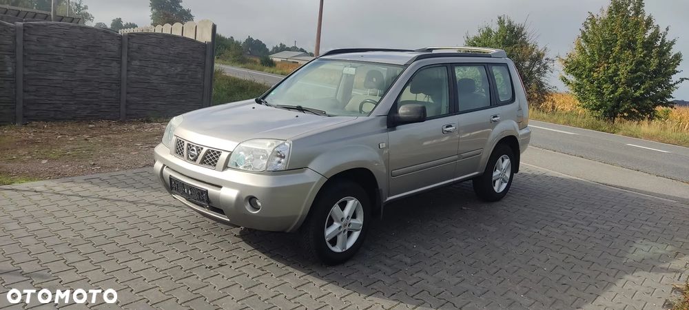 Nissan X-Trail 2.0 4x4 Comfort - 1