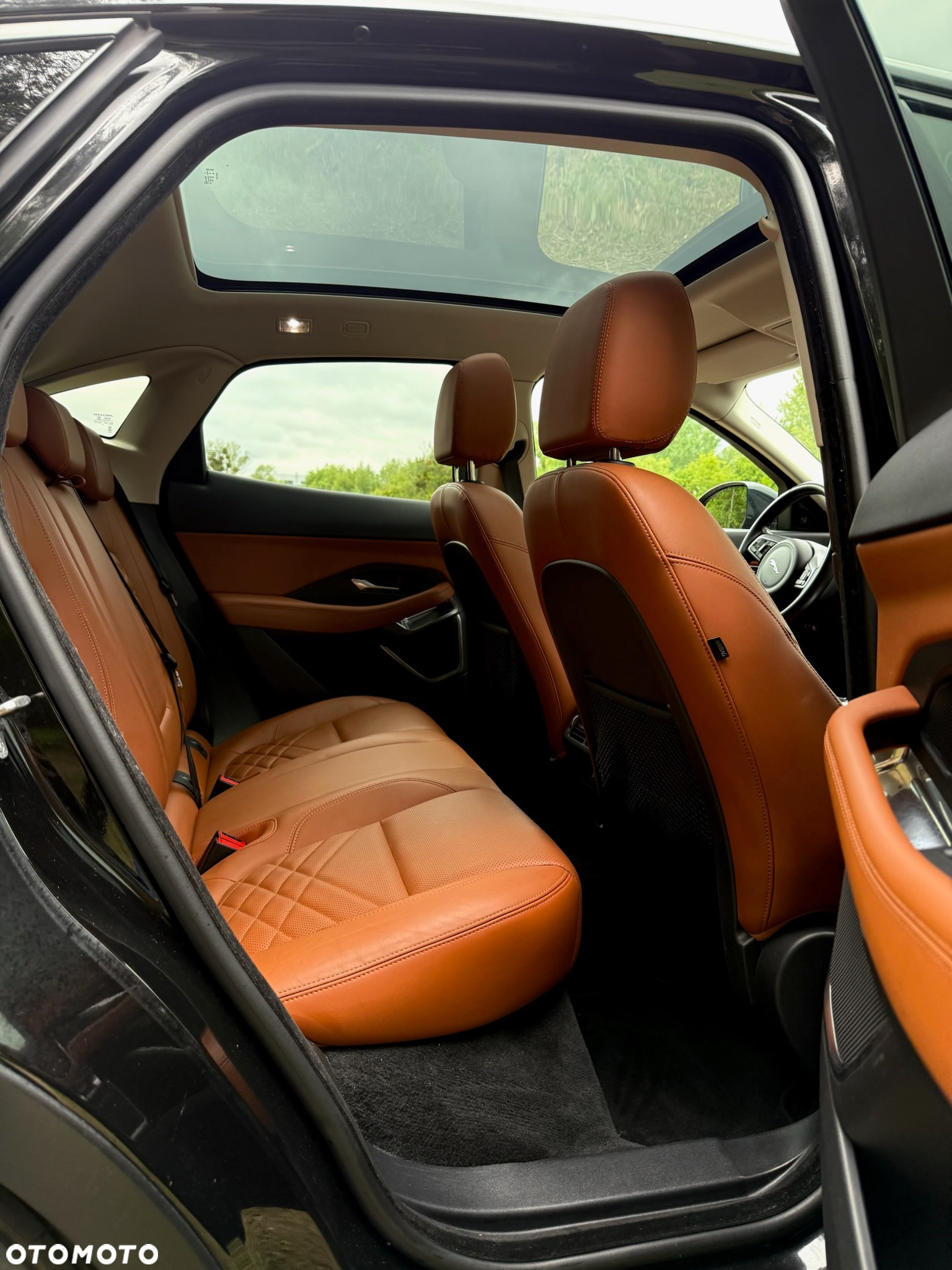 Jaguar E-Pace - 9