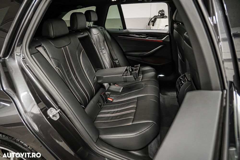 BMW Seria 5 520d Touring Aut. Sport Line - 24
