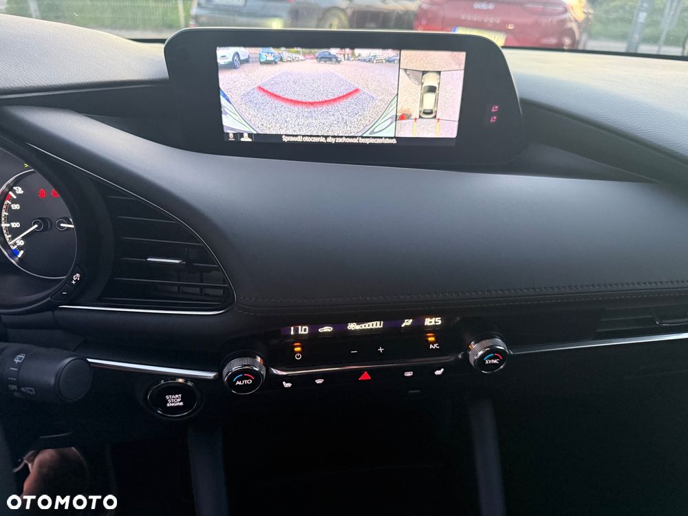 Mazda 3 e-SKYACTIV-G 122 M HYBRID EXCLUSIVE-LINE - 9