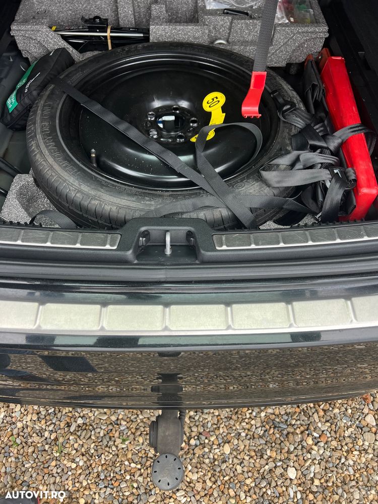 Volvo XC 60 D4 AWD R-Design - 13