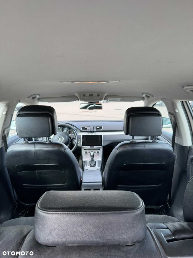 Volkswagen Passat - 5