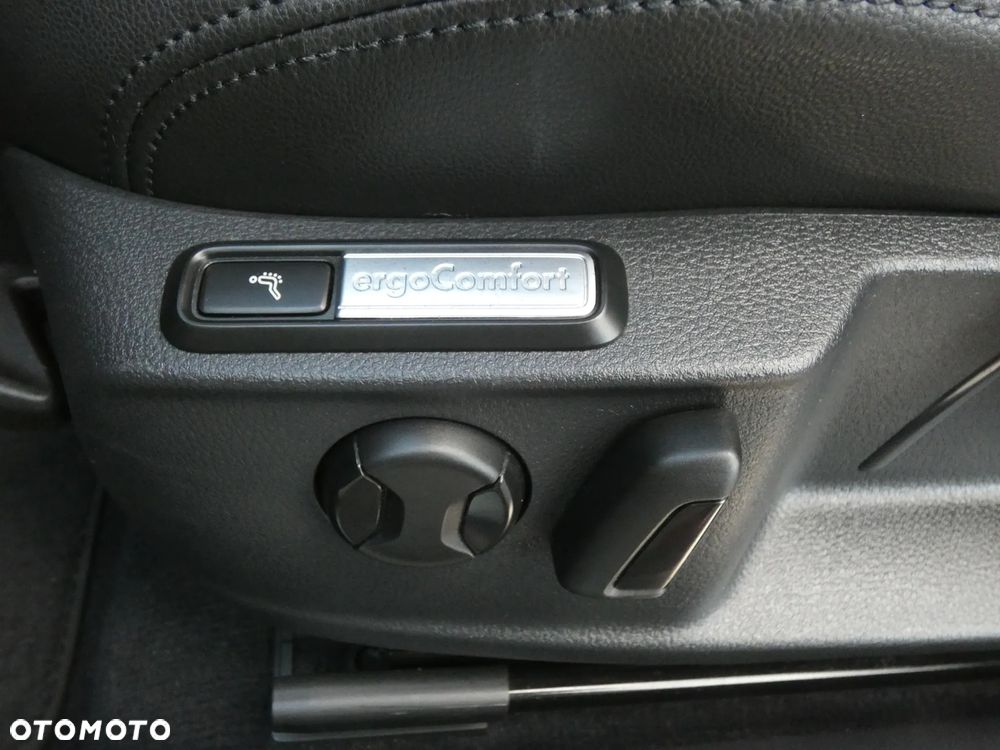 Volkswagen Passat 2.0 TDI BMT Highline DSG7 - 19