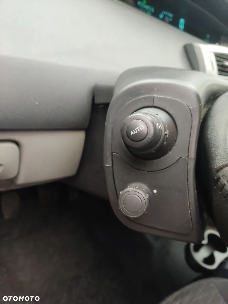 Renault Scenic 2.0 16V Privilege - 11