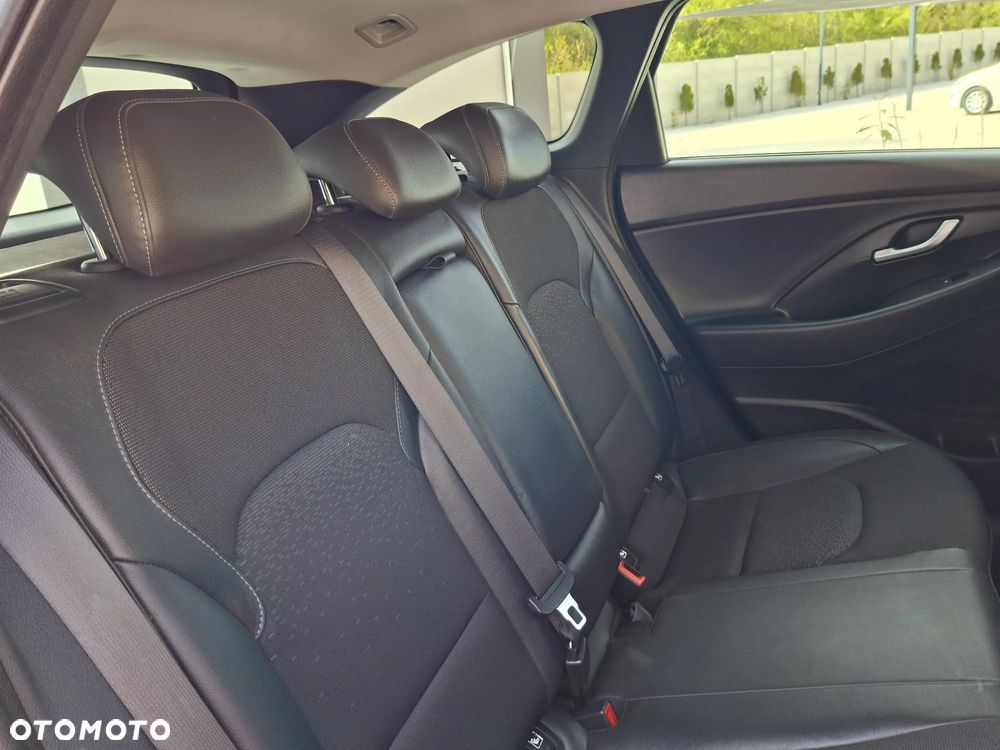 Hyundai i30 1.4 T-GDI GPF Premium - 27