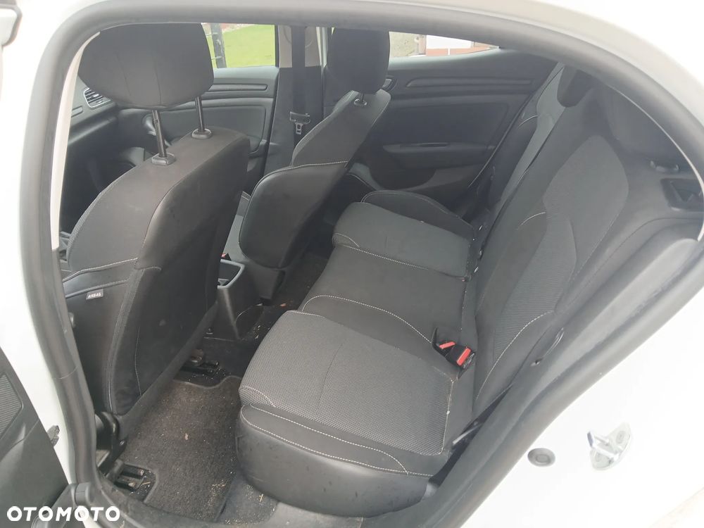 Renault Megane ENERGY TCe 100 LIFE - 8