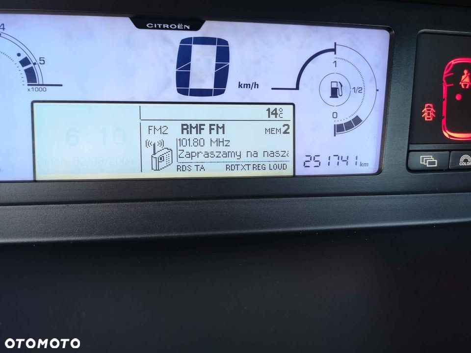 Citroën C4 Picasso 1.6 HDi My Way MCP - 10