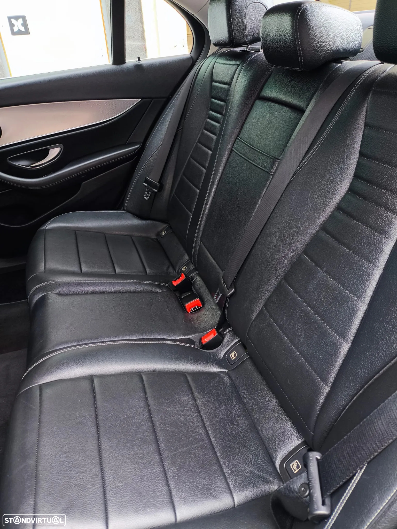 Mercedes-Benz E 220 d Avantgarde+ - 5