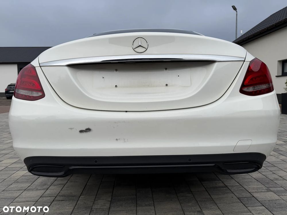 Mercedes-Benz Klasa C 200 7G-TRONIC Exclusive - 6